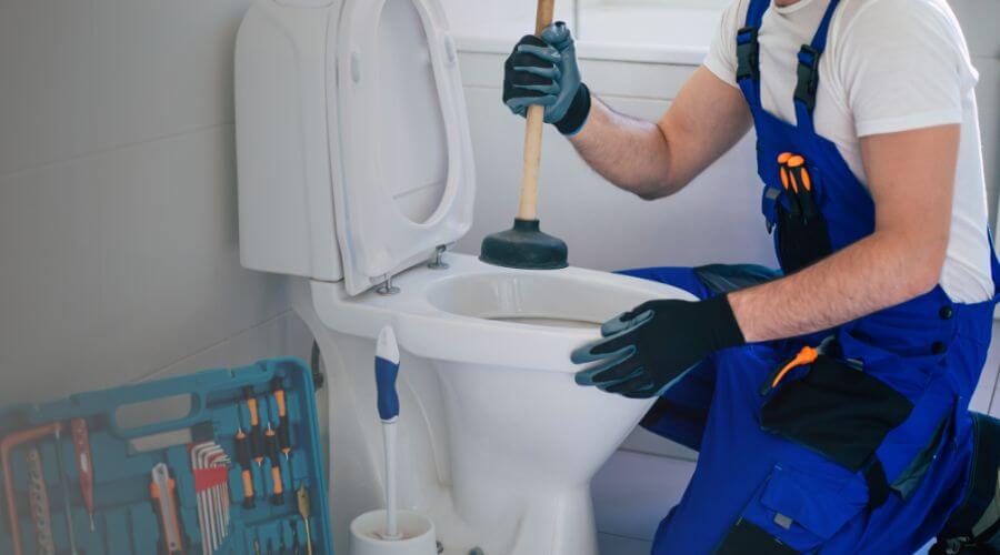 Expert burst pipe repair services in Armstrong Creek, WI